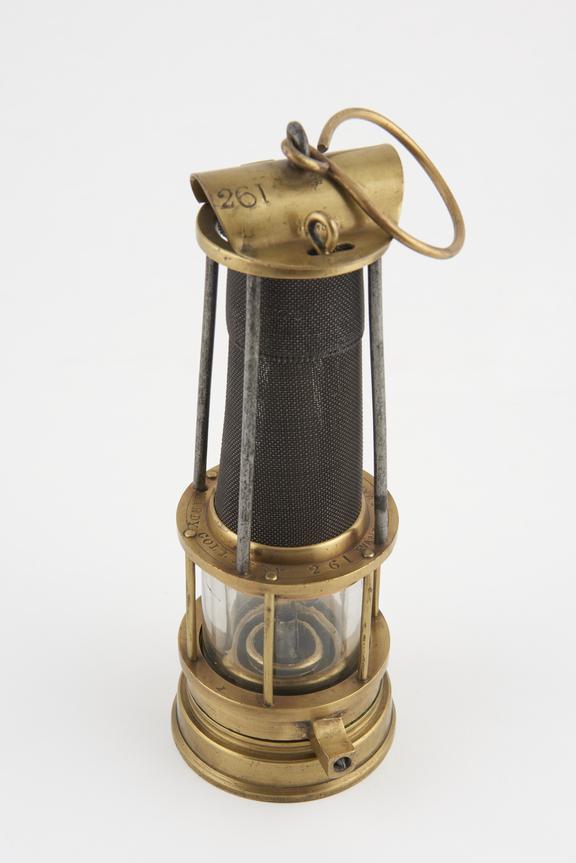 Muesler Safety Lamp
